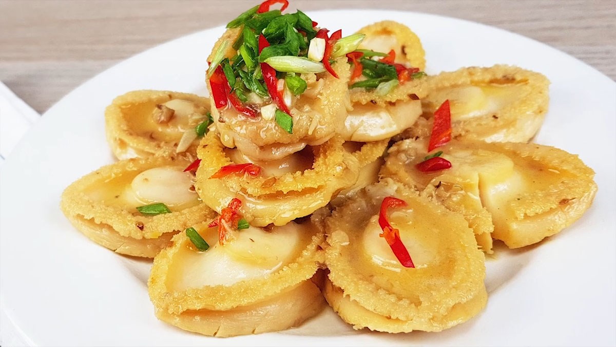 Bào ngư đông lạnh chiên tỏi ớt