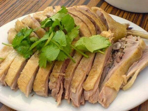 thịt ngan trang trại thả vườn