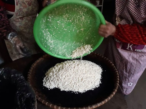 Nguyên liệu làm bánh chưng đen Mường Lò