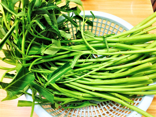Nguyên liệu Rau muống xào chay