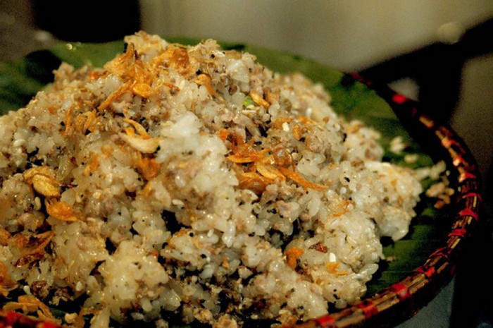 Xôi trứng kiến Yên Bái