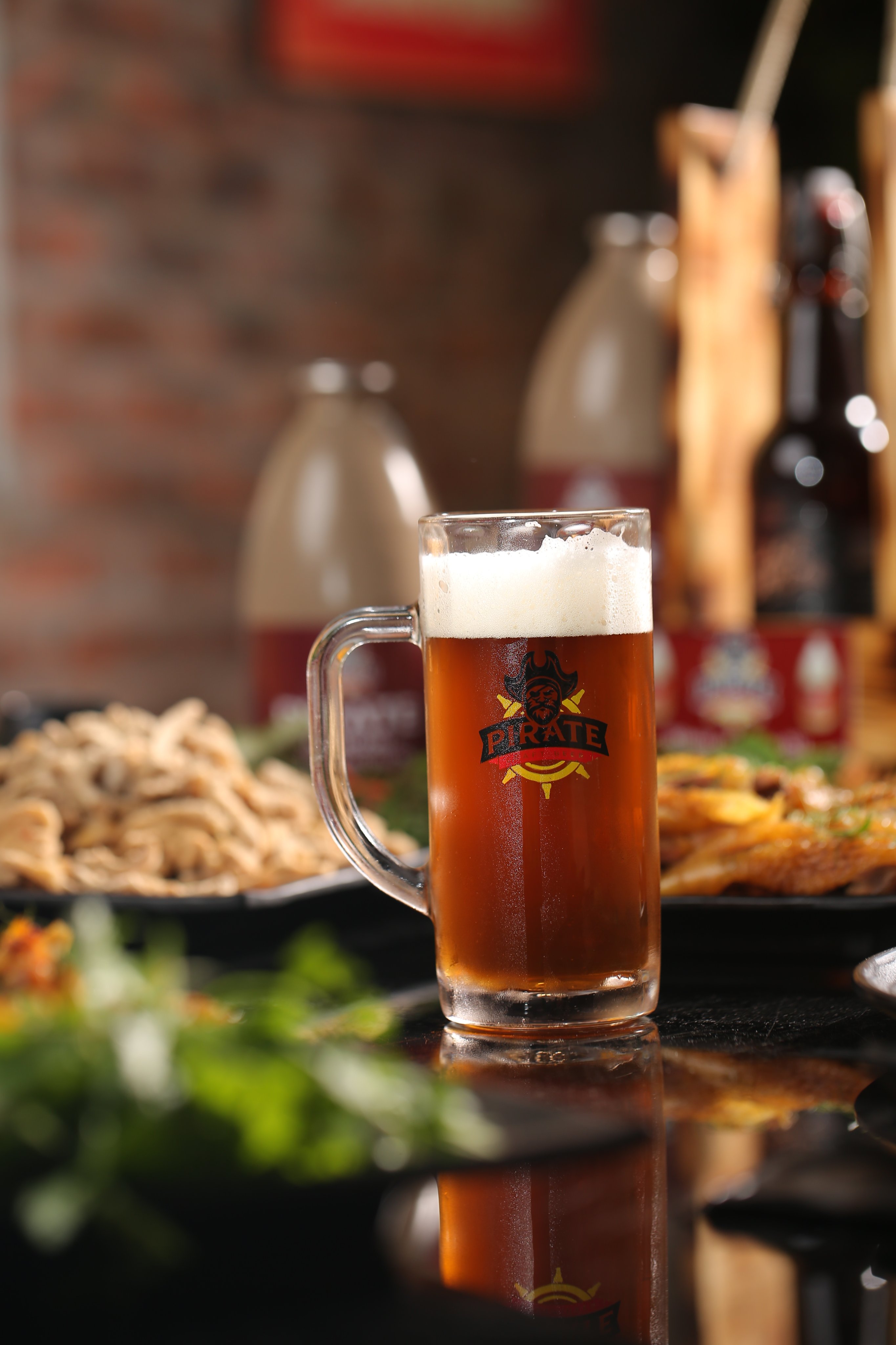 Cách thưởng thức bia thủ công Pirate