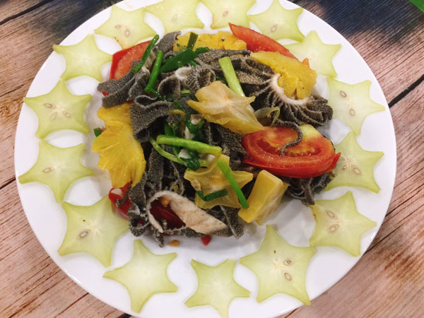 Sách bò đen xào khế