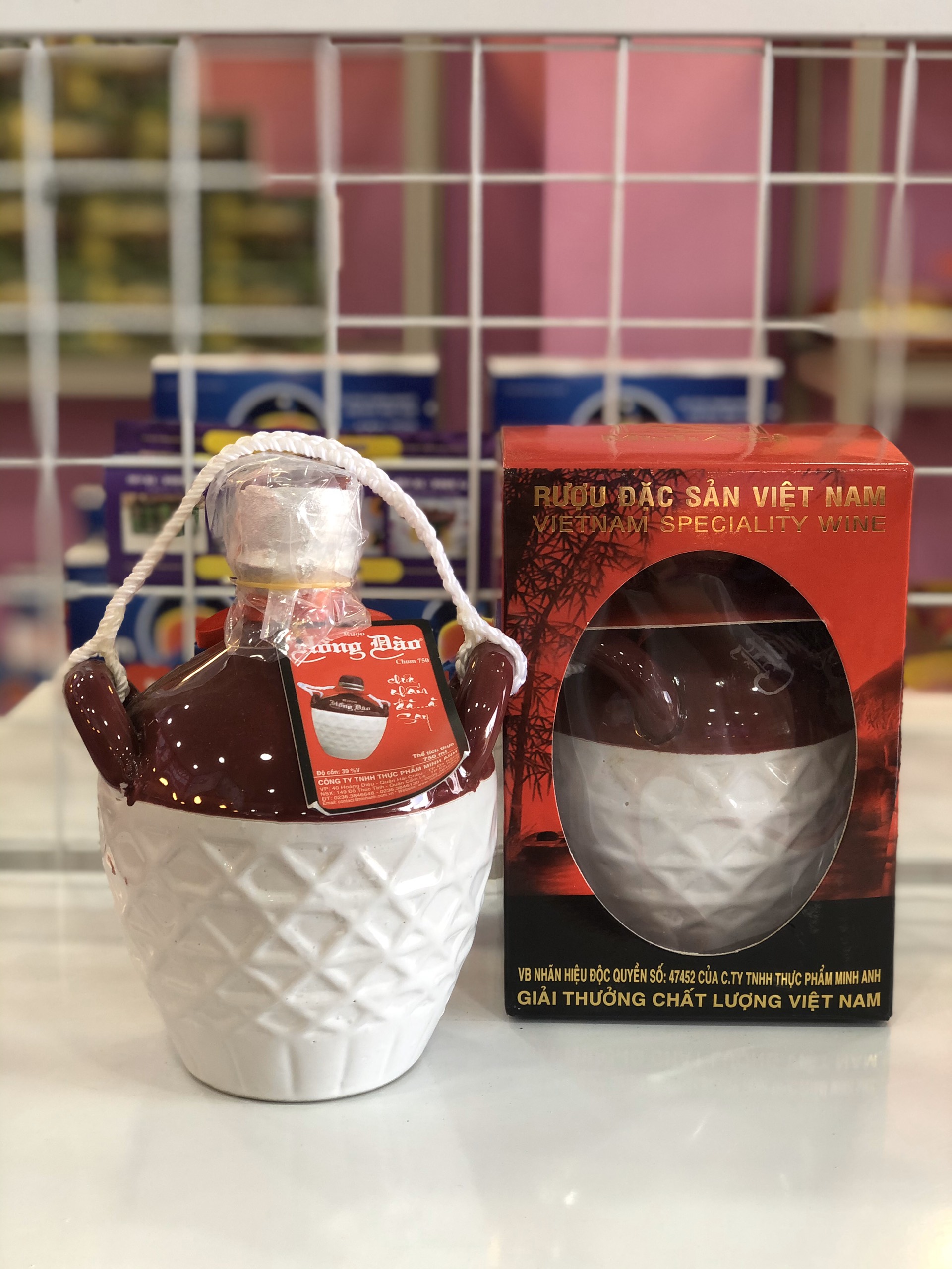 Rượu hồng đào bình 750ml 2 Rượu hồng đào bình 750ml 3