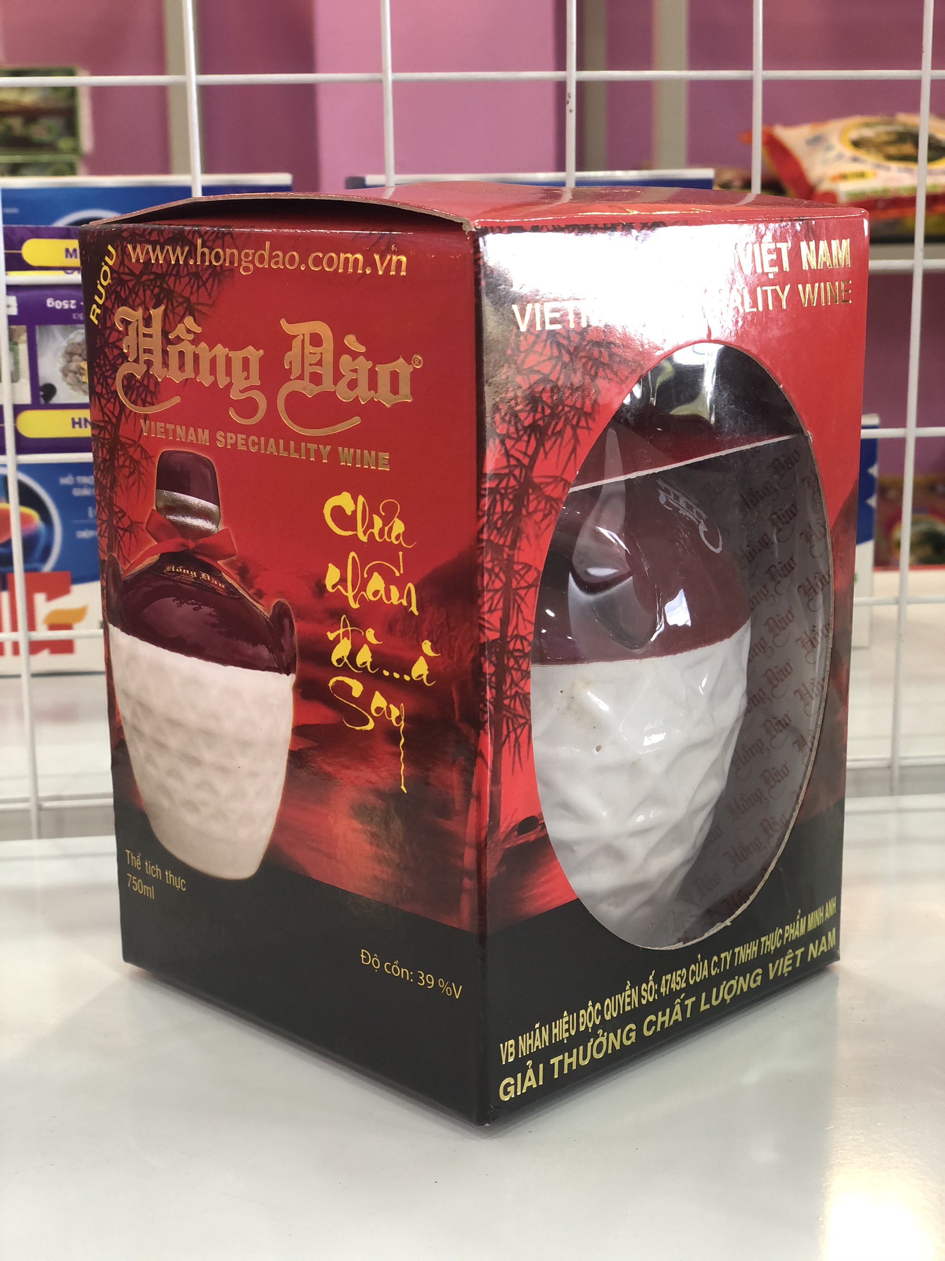 Rượu hồng đào bình 750ml 4 Rượu hồng đào bình 750ml 4