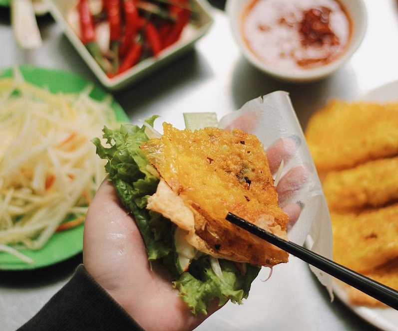 thưởng thức đặc sản Bánh xèo Long Hải 