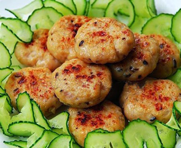 chả gà tiểu quan