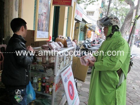 Địa chỉ ngõ 176 đã trở nên quen thuộc với rất nhiều người