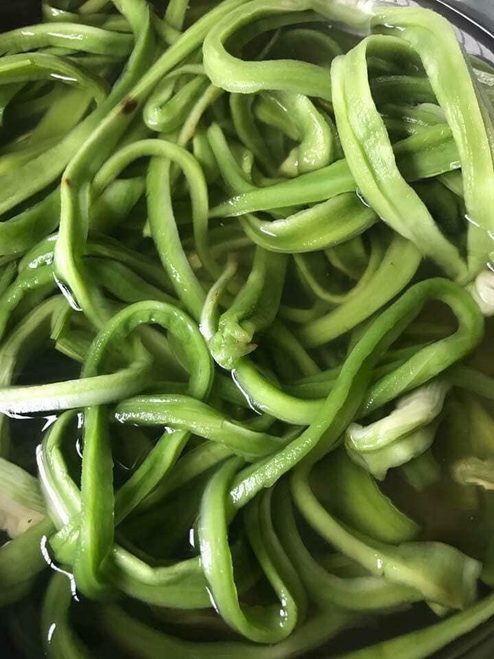 Nguyên liệu làm rau tiến vua ngâm chua ngọt