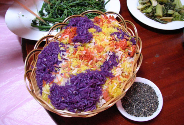 Xôi nếp nương khác xôi nếp thường ở điểm gì Xôi nếp nương khác xôi nếp thường ở điểm gì